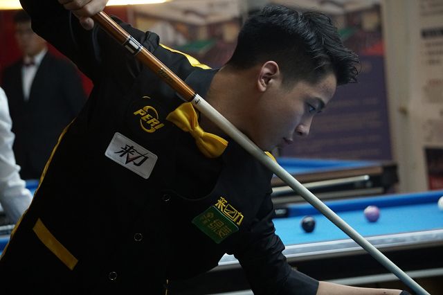 技舞台上 技舞台上